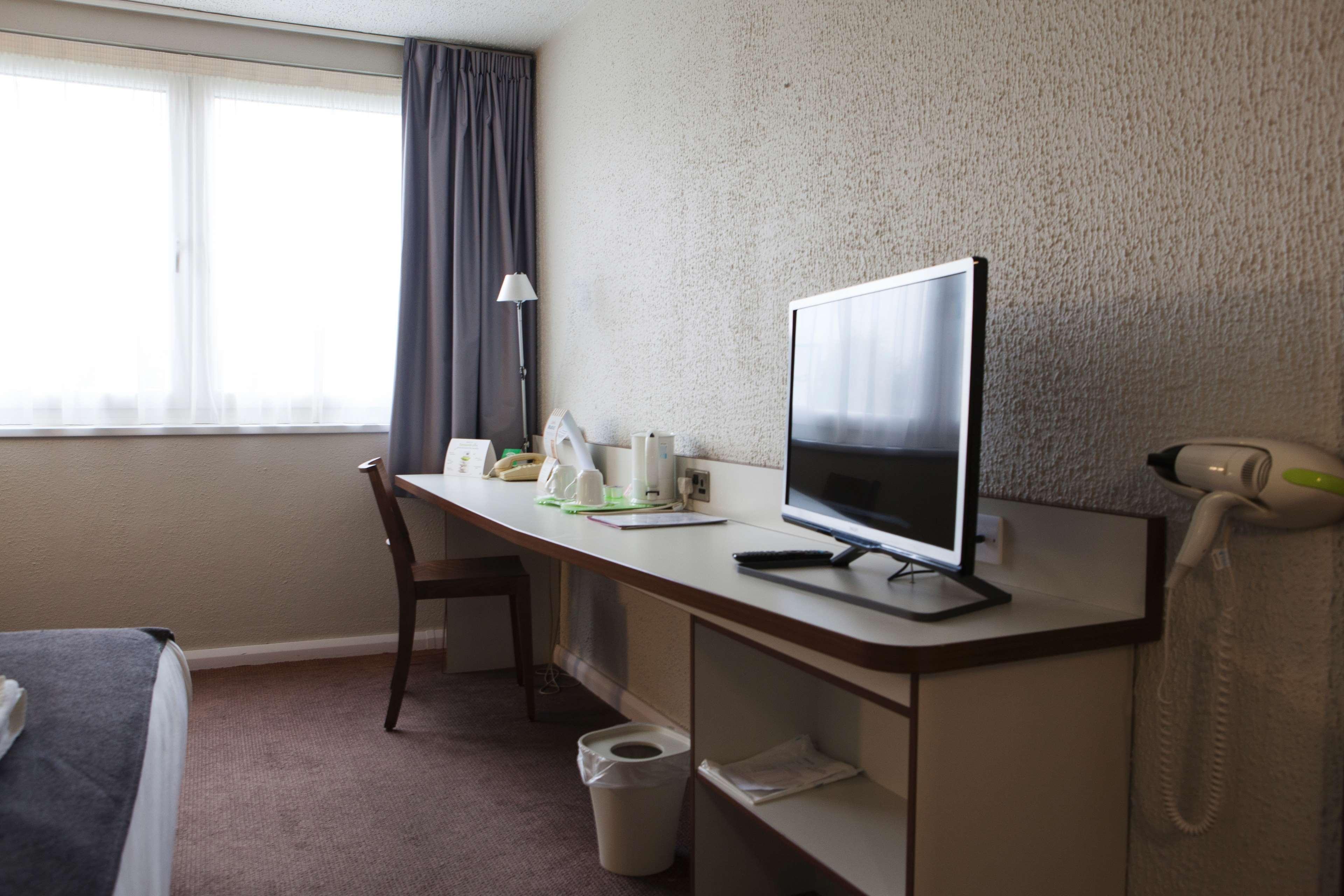 Campanile Bradford Hotel Buitenkant foto