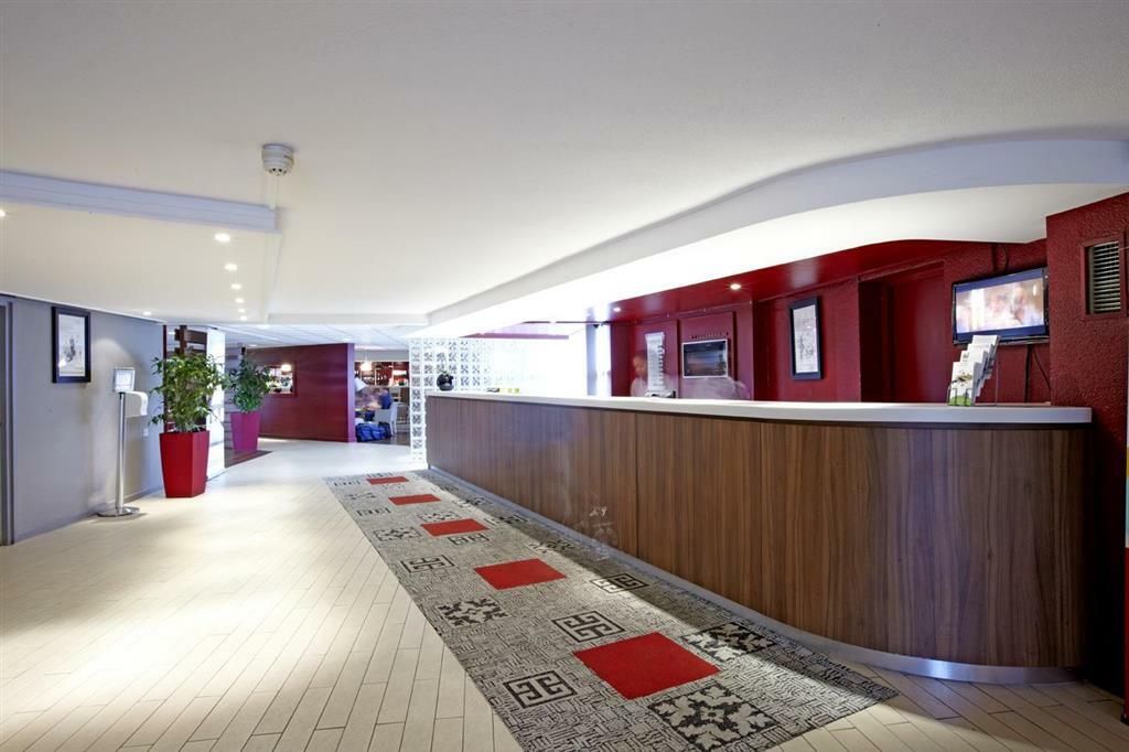 Campanile Bradford Hotel Buitenkant foto